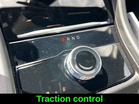 Certified 2025 Jeep Grand Cherokee Limited w/ Black Appearance Package image 15