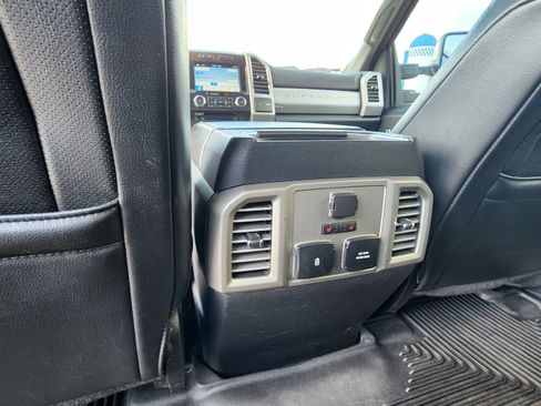 Used 2017 Ford F250 Lariat w/ Chrome Package AWD/4WD image 18