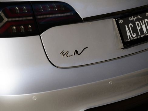 Used 2018 Tesla Model 3 Long Range image 34