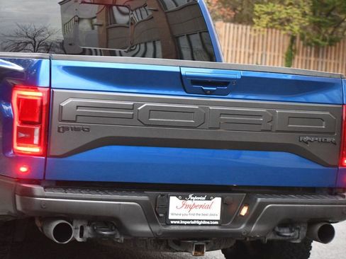 Used 2018 Ford F150 Raptor w/ Equipment Group 802A Luxury image 8