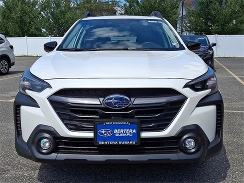 Certified 2025 Subaru Outback Premium image 2