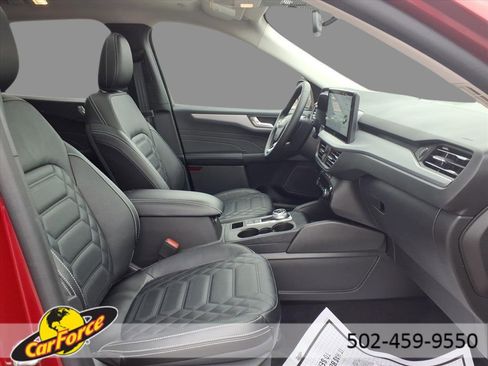 Used 2024 Ford Escape SE w/ PHEV Premium Package image 13