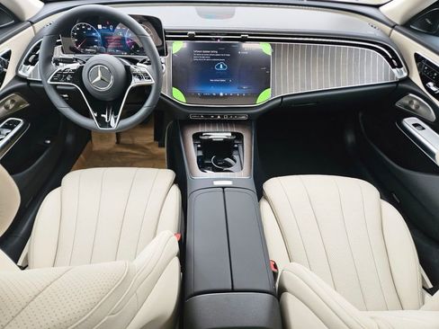 New 2026 Mercedes-Benz E 350 4MATIC Sedan image 10