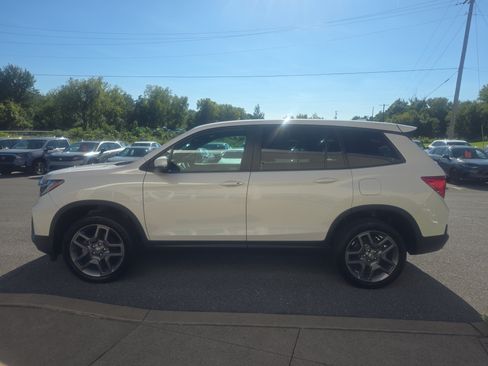 Used 2023 Honda Passport EX-L image 8