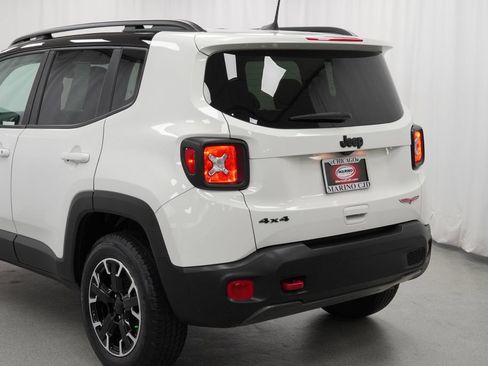 Certified 2023 Jeep Renegade Trailhawk AWD/4WD image 13