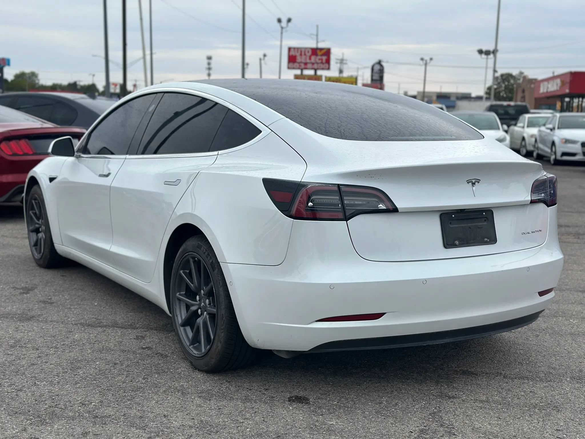 Used 2020 Tesla Model 3 Long Range AWD/4WD image 8