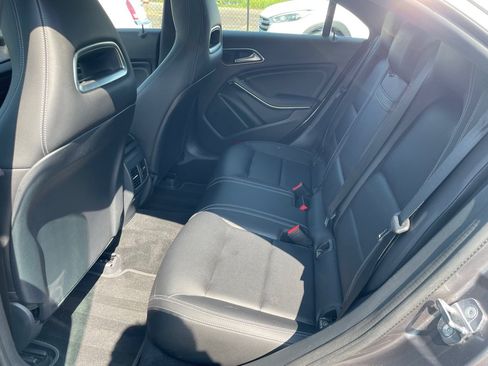 Used 2019 Mercedes-Benz CLA 250 image 17