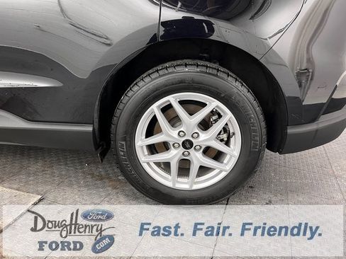 Used 2023 Ford Edge SEL image 21