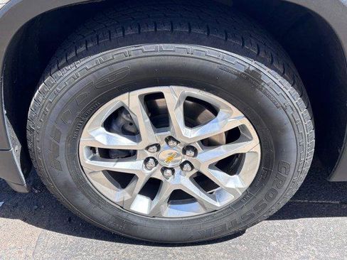 Used 2021 Chevrolet Traverse LS FWD image 6