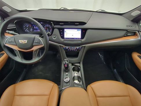 Certified 2023 Cadillac XT5 Premium Luxury w/ Technology Package AWD/4WD image 24