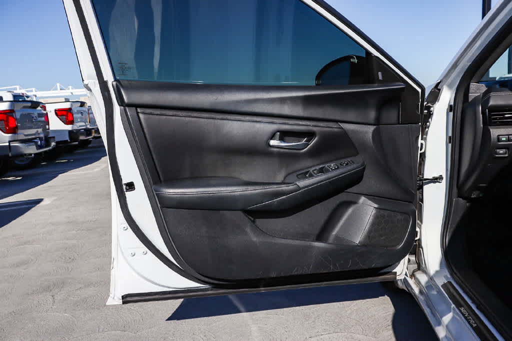 Used 2024 Nissan Sentra SV FWD image 20