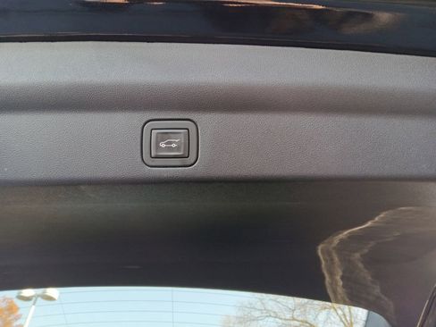 Used 2025 Cadillac Escalade IQ Sport 1 w/ LPO, Etrunk Organizer Package image 27