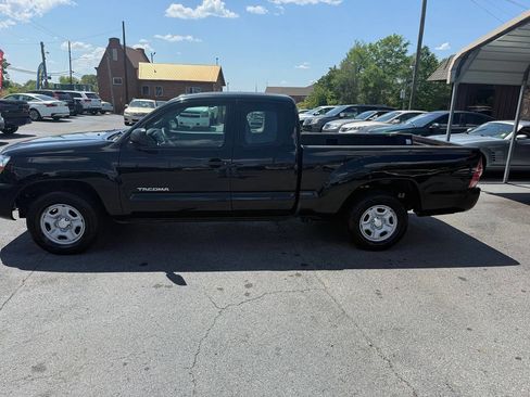Used 2011 Toyota Tacoma 2WD Access Cab image 6