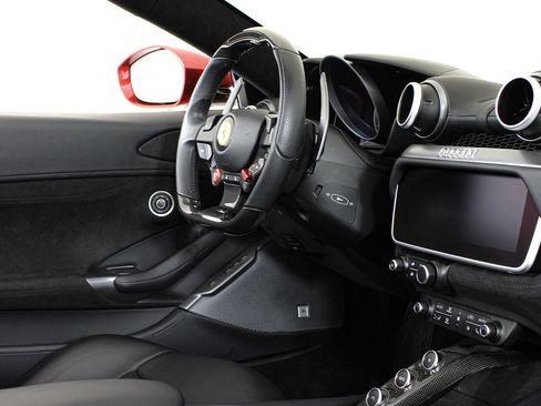Certified 2023 Ferrari Portofino M RWD image 45
