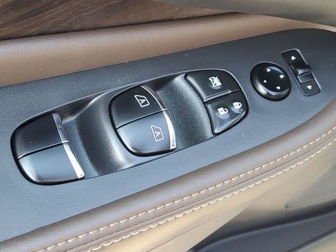 Used 2021 Nissan Murano Platinum image 27