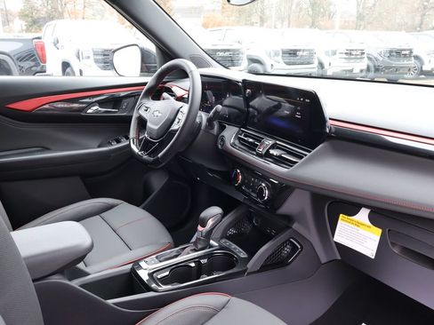 New 2026 Chevrolet TrailBlazer RS w/ Driver Confidence Package FWD image 33