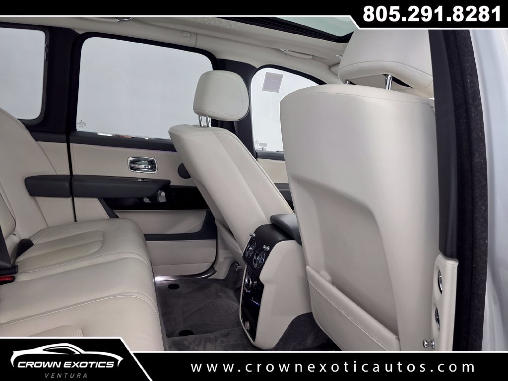 Used 2019 Rolls-Royce Cullinan AWD/4WD image 17