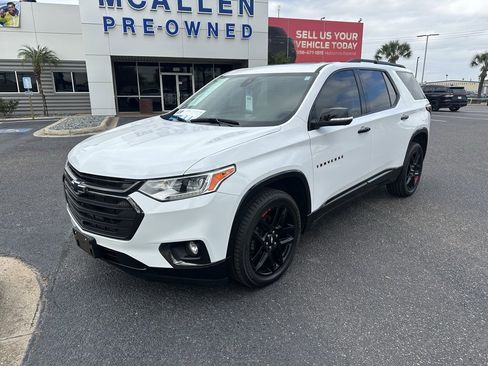 Used 2021 Chevrolet Traverse Premier w/ Redline Edition image 2