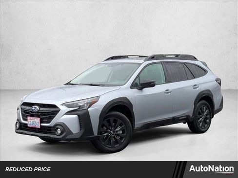 Certified 2025 Subaru Outback Onyx Edition XT w/ Popular Package #2 image 1