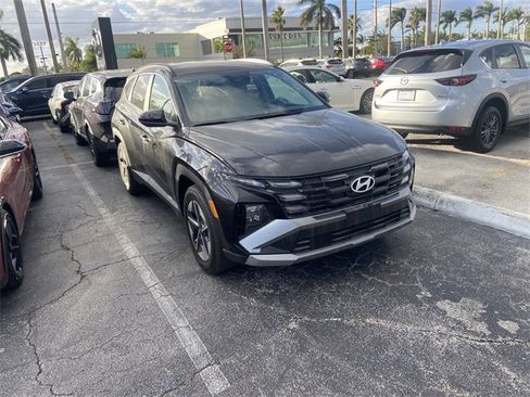 Used 2025 Hyundai Tucson SEL image 1