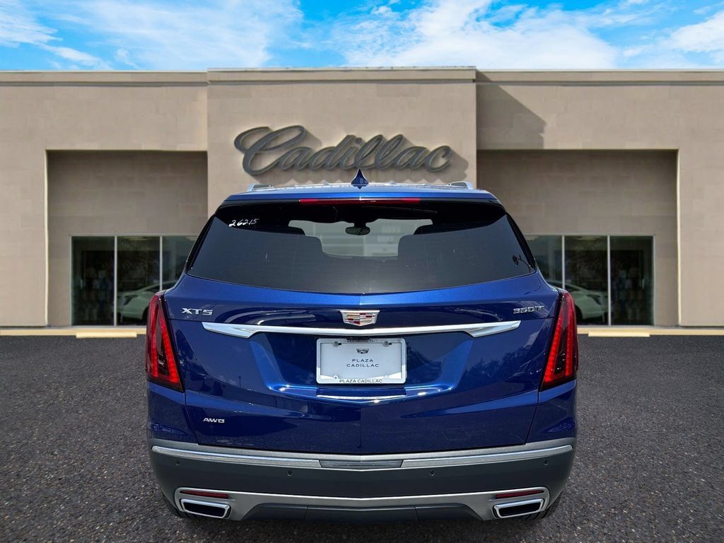 New 2026 Cadillac XT5 Premium Luxury w/ Driver Assist Package AWD/4WD image 4