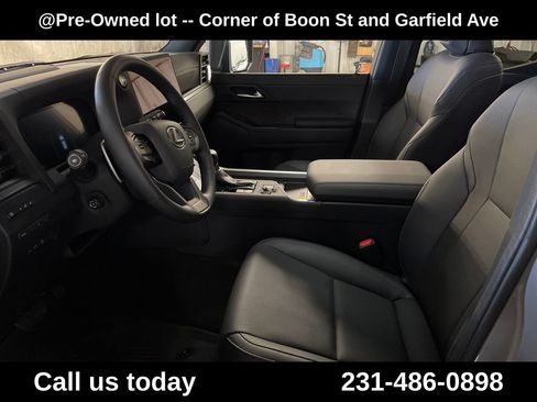 Used 2026 Lexus GX 550 w/ Accessory Package (2T) AWD/4WD image 14