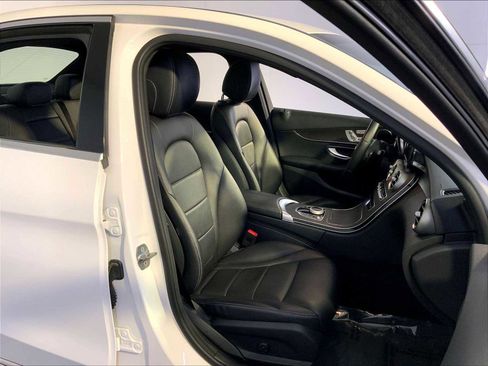 Used 2019 Mercedes-Benz C 300 4MATIC Sedan image 18