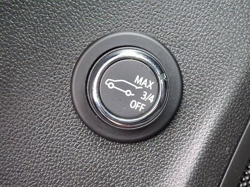 Used 2022 Buick Envision Preferred FWD image 24