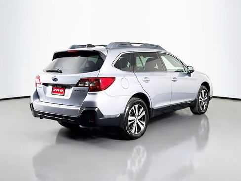 Used 2019 Subaru Outback 2.5i Limited image 5