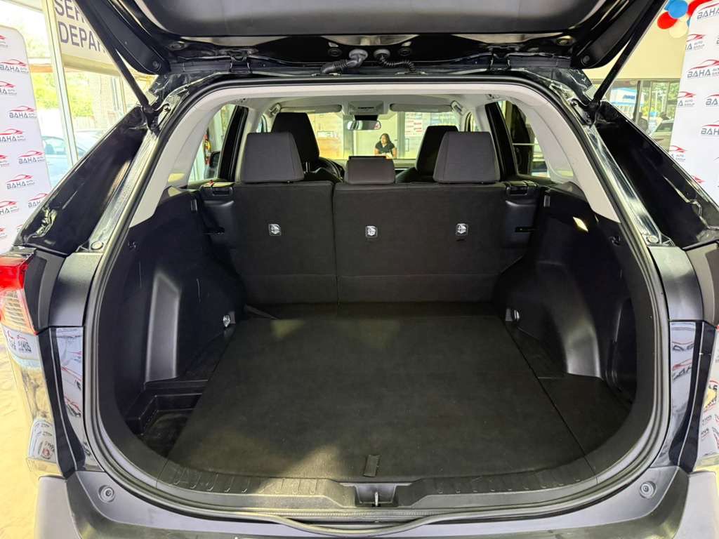 Used 2022 Toyota RAV4 LE FWD image 38