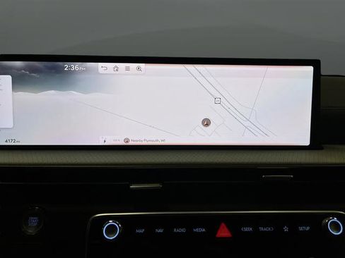 Used 2025 Genesis GV80 2.5T Prestige image 10