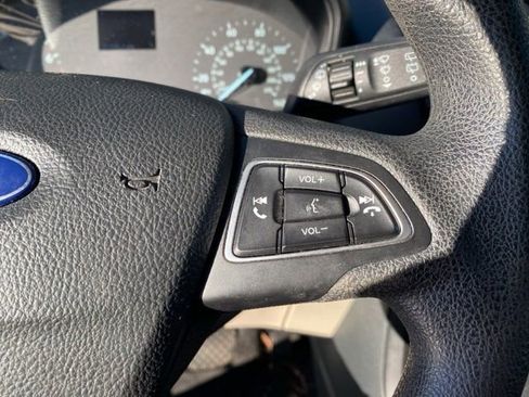Used 2021 Ford EcoSport S image 17