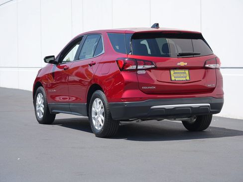 Certified 2022 Chevrolet Equinox LT AWD/4WD image 5