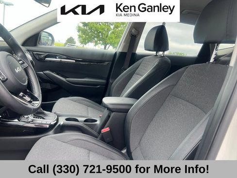 Certified 2025 Kia Seltos S AWD/4WD image 12
