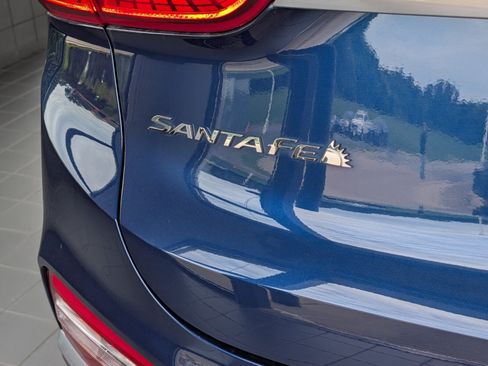 Used 2020 Hyundai Santa Fe SEL w/ Convenience + Premium Package AWD/4WD image 4