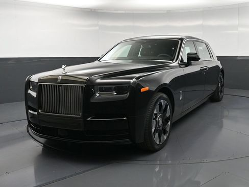 New 2027 Rolls-Royce Phantom Extended Wheelbase RWD image 6
