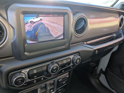 Used 2023 Jeep Wrangler Sport S image 20