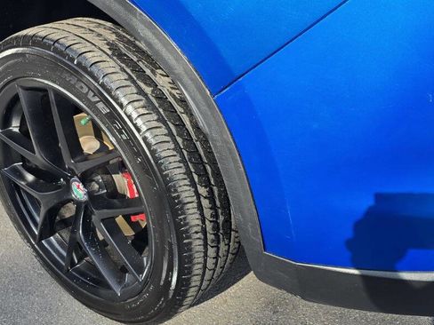 Used 2018 Alfa Romeo Stelvio Ti Sport image 10