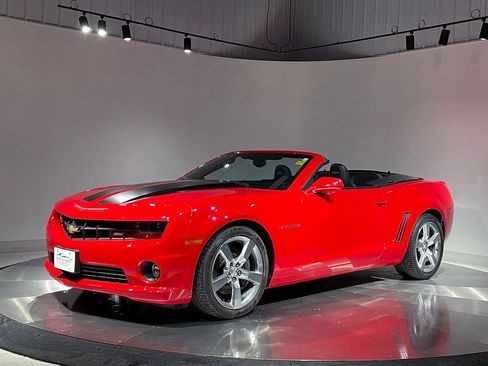 Used 2011 Chevrolet Camaro SS w/ RS Package RWD image 2