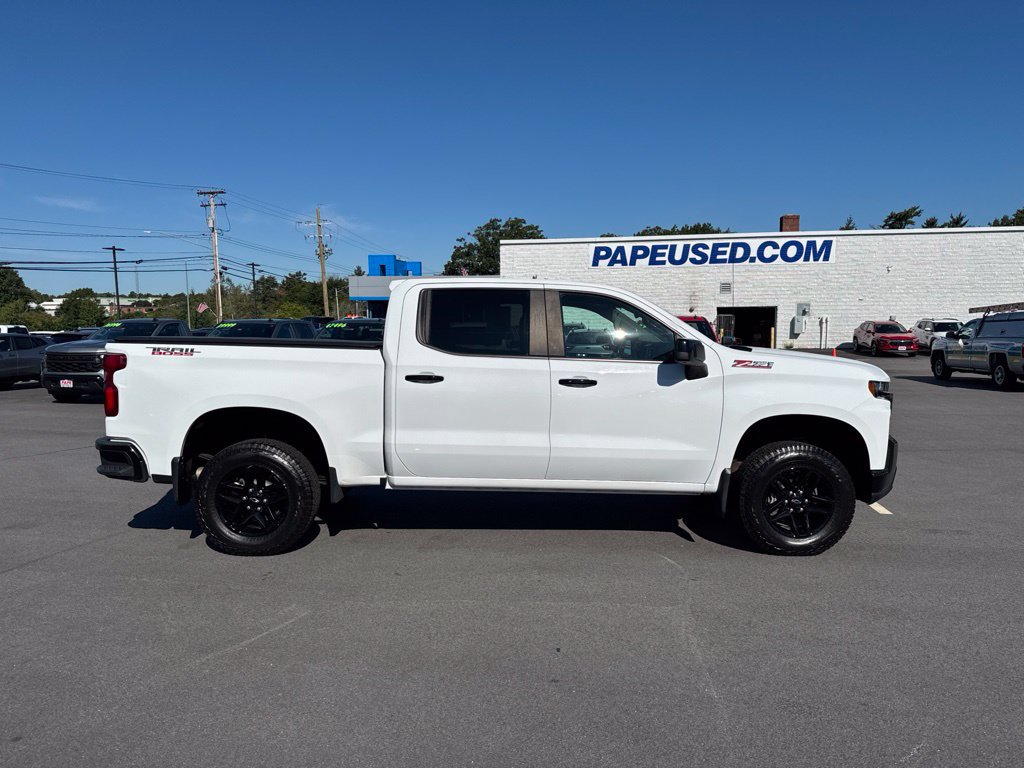 Used 2021 Chevrolet Silverado 1500 LT Trail Boss w/ Convenience Package II AWD/4WD image 3