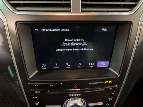 Used 2017 Ford Explorer Sport w/ Equipment Group 401A image 11