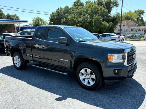 Used 2018 GMC Canyon SLE w/ SLE Convenience Package image 18