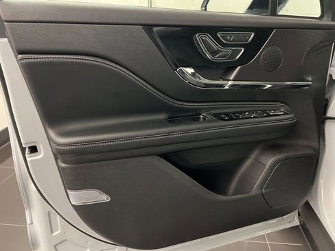 New 2026 Lincoln Corsair Premiere image 28