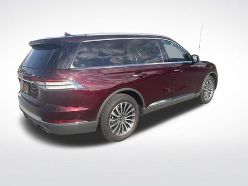 Used 2020 Lincoln Aviator Reserve w/ Equipment Group 201A AWD/4WD image 2