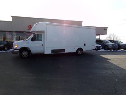 Used 2019 Ford E-450 and Econoline 450 Super Duty w/ Shuttle Bus Prep Package