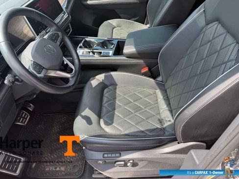 Used 2024 Volkswagen Atlas SEL Premium R-Line AWD/4WD image 13