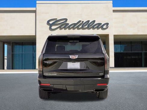 Certified 2026 Cadillac Escalade Platinum Sport image 5
