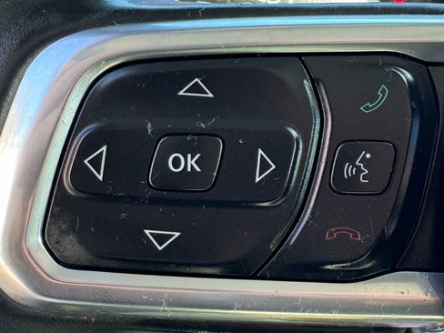 Used 2022 Jeep Wrangler Unlimited Sahara w/ Cold Weather Group image 20