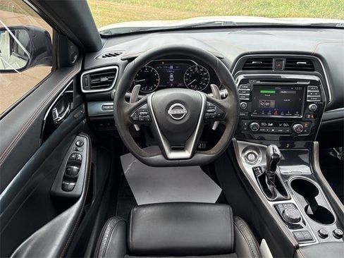 Used 2023 Nissan Maxima SR w/ Sport Mat Group image 44