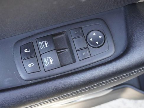 Used 2022 Dodge Challenger R/T image 18